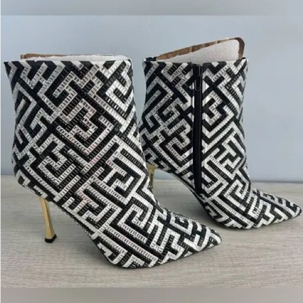 INC International Concepts Black and Silver Rakima Maze Booties